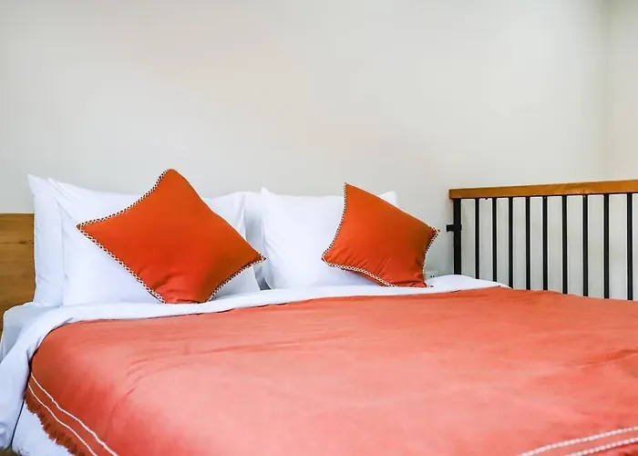 Linjong Loft C - 2 Floors, Kitchen, 1 Km Echo